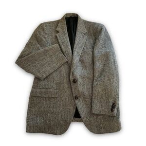 Vintage 1960s Harris Tweed Sport Coat Gray Herringbone Jacket 42R Scottish